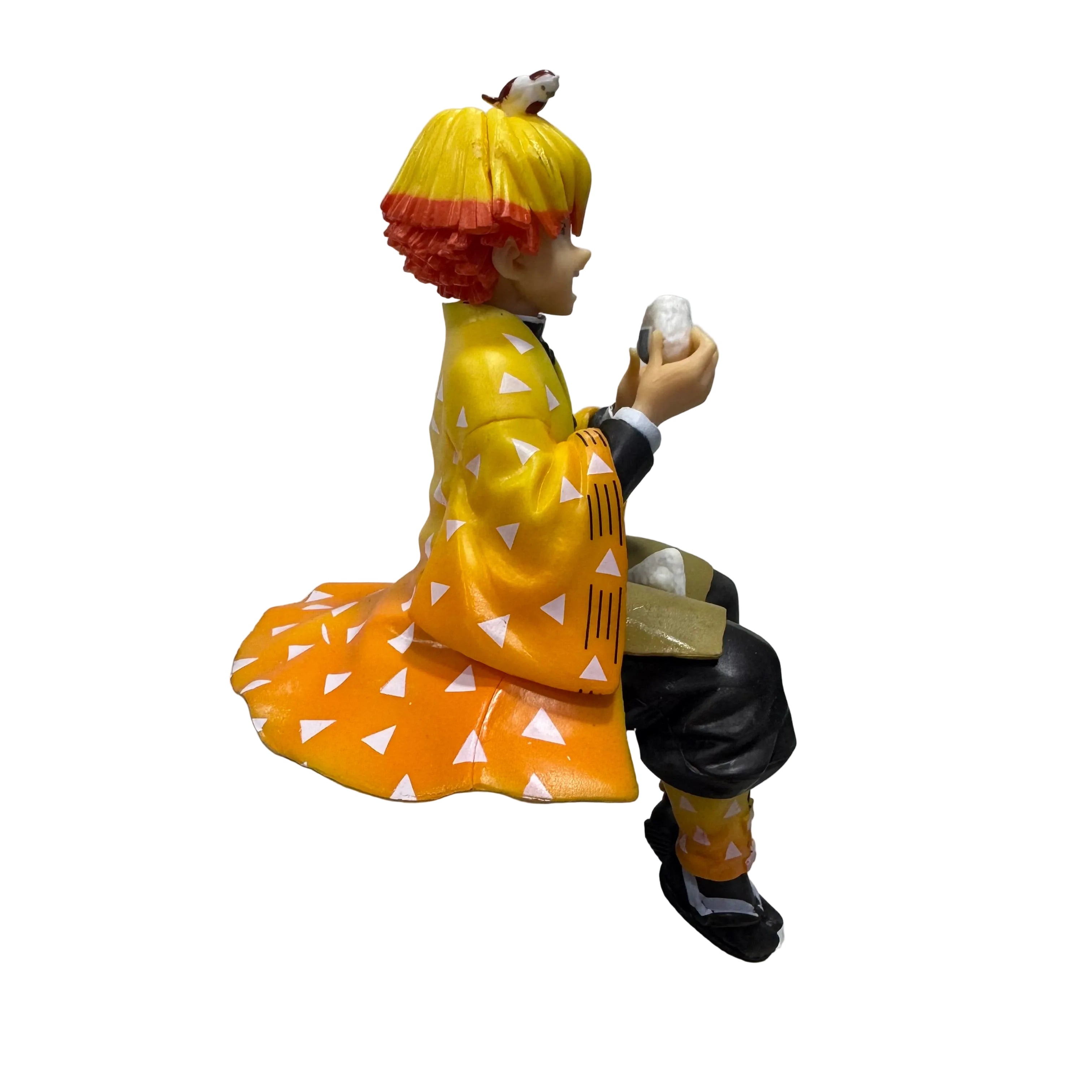 ACTION FIGURE ZENITSU SENTADO 9CM - DEMON SLAYER