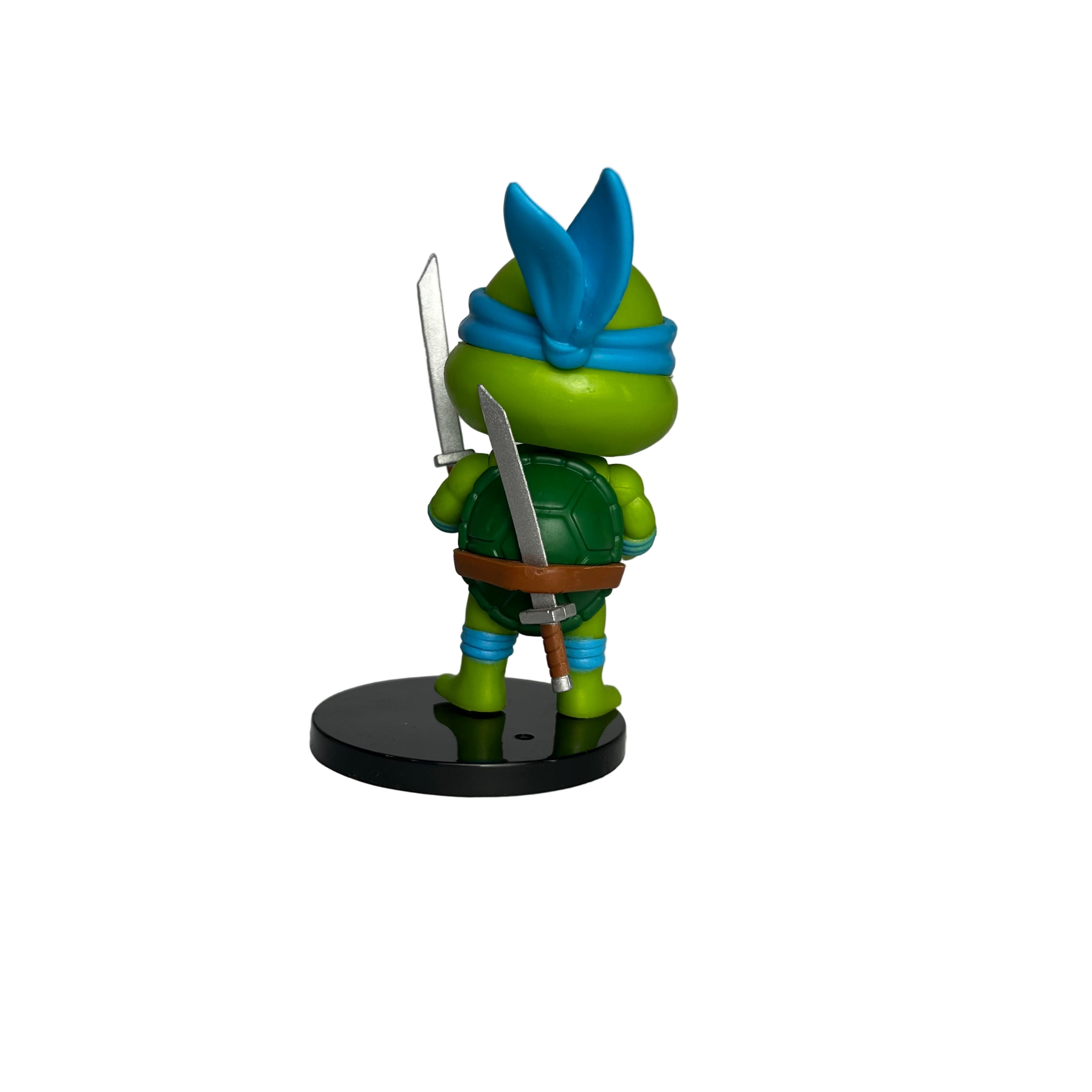 ACTION FIGURE LEONARDO SORRINDO 9CM - TARTARUGA NINJA