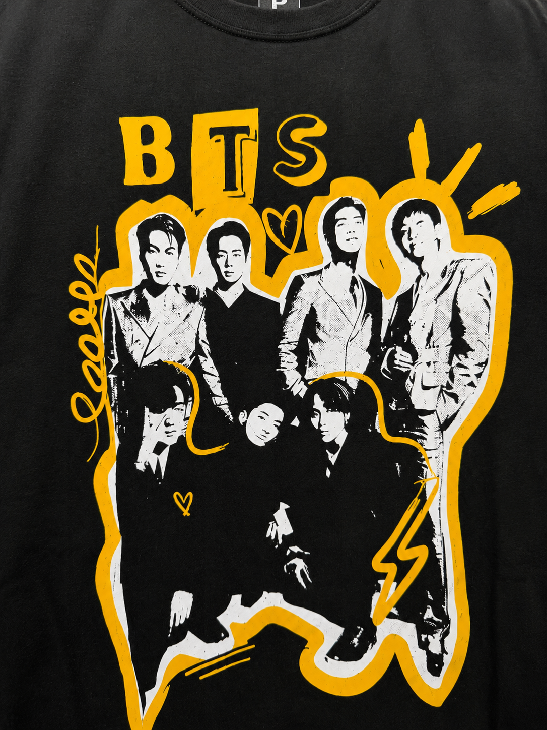 CAMISETA BTS AMARELA - 100% ALGODÃO
