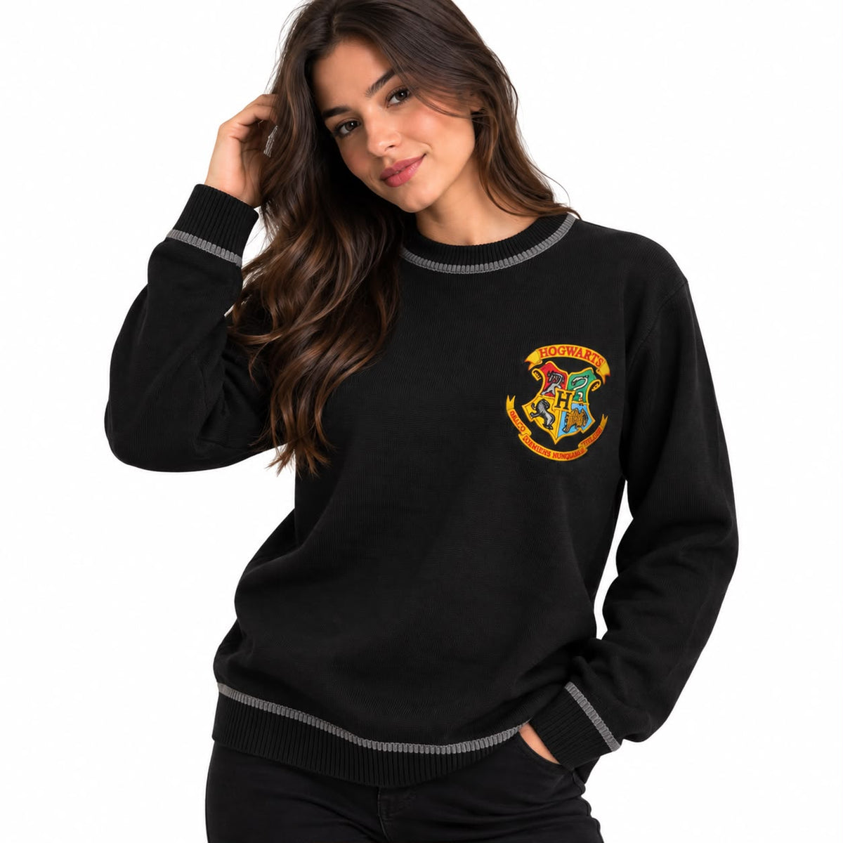 SUÉTER PRETO DE HOGWARTS EM LÃ BORDADO - HARRY POTTER